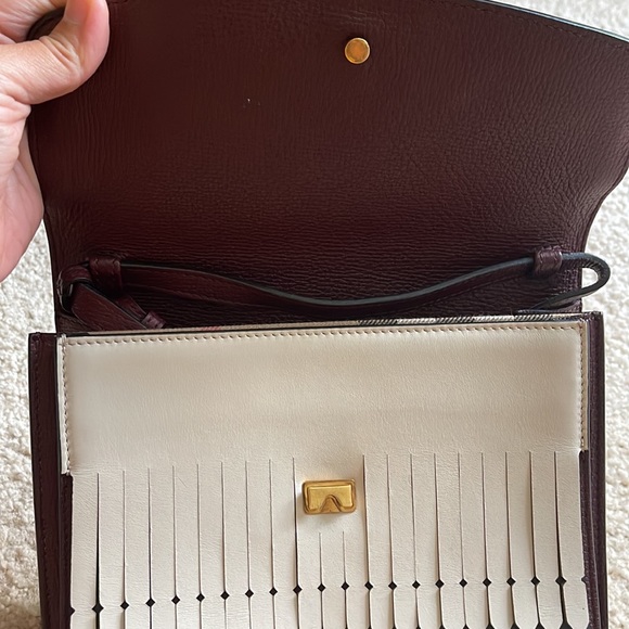 Burberry handbag - Picture 3 of 7